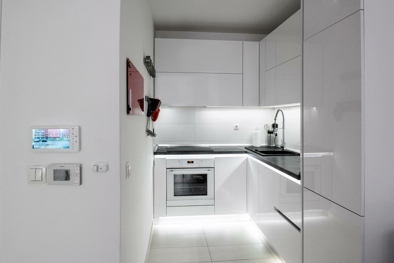 Flexible Selfcheckins 7 - Zagreb - Garage - Electric Vehicle Ccharger - Loggia - New - Luxury - Apartments Repinc 7 المظهر الخارجي الصورة